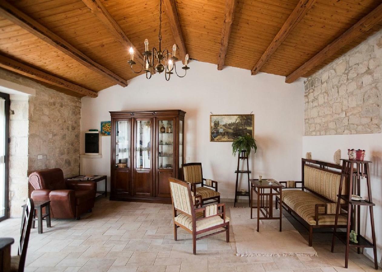 Agriturismo Villa Flavia 카사 세라피오리 외부 사진